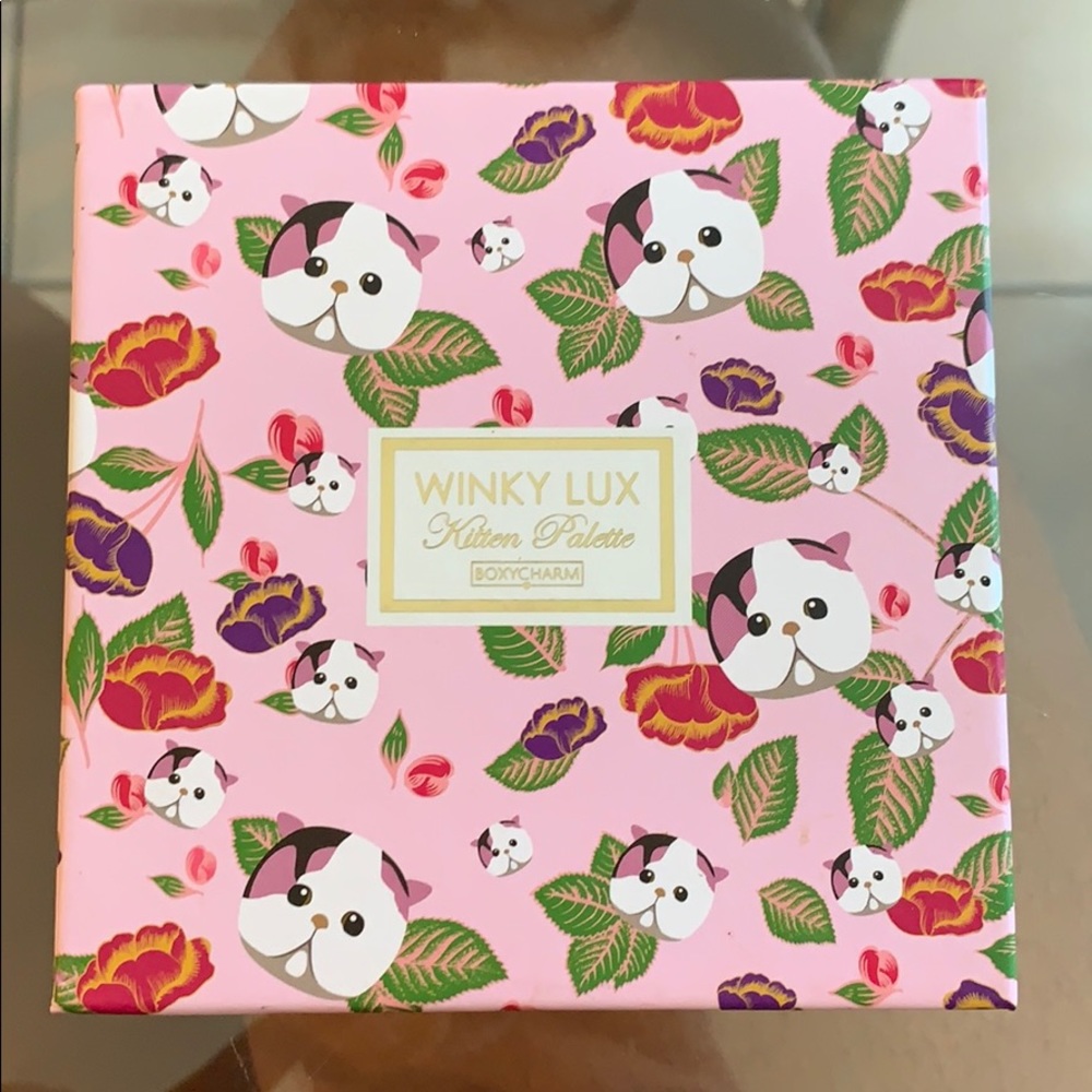 Winky lux kitten eyeshadow palette